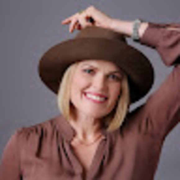 Meet your Posher, Amanda h. - Picture 1 of 1